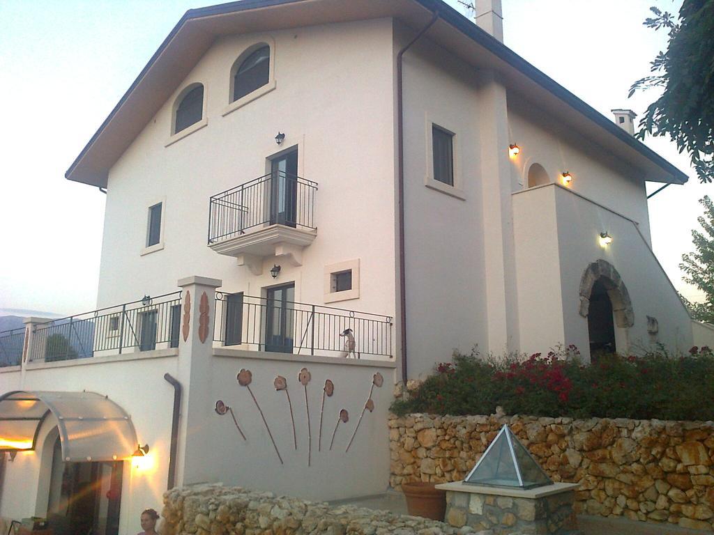 Locanda Dell'Asino D'Oro Βίλα Σουλμόνα Εξωτερικό φωτογραφία